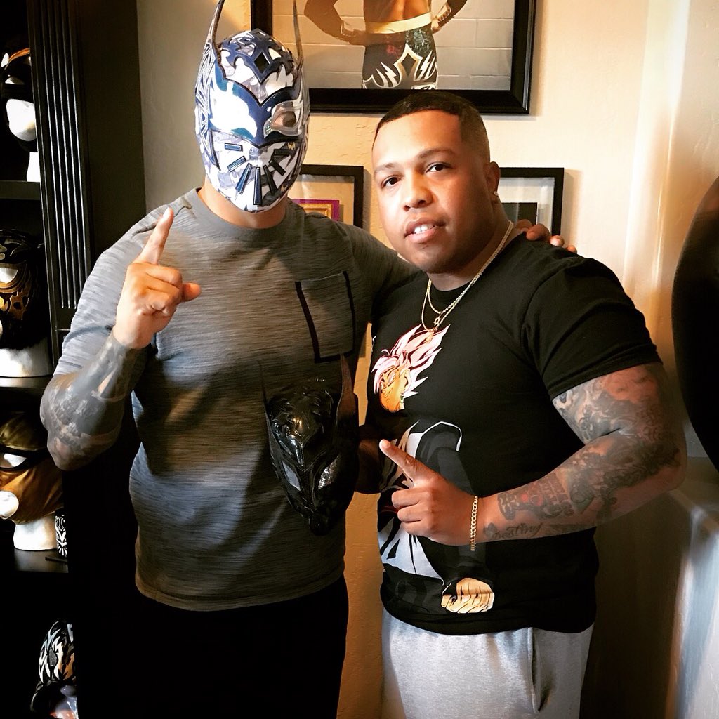 kuntry_boi_dee's tweet photo. #followthefaceless @sincarawwe #luchador https://t.co/yF1J30Z93Z