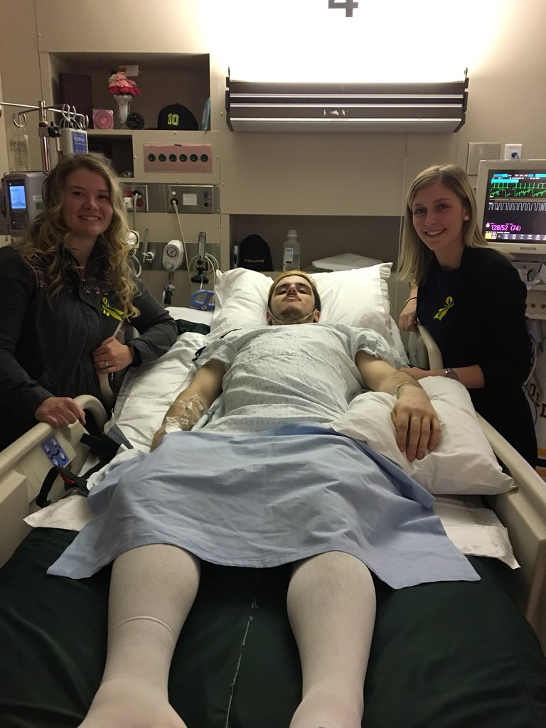 strazsr's tweet photo. FIRST responders show up. Leah (Left) Carly (Right).  So emotional so happy soooo soooo Thankful. Words can not describe these 2 other Angles. We THANK YOU https://t.co/2UImkNUrF9