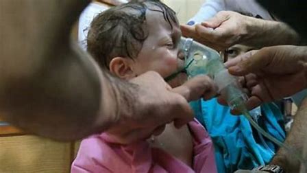 deeg25's tweet photo. These kids #LivesMattered. #NeverAgain
#SyriaStrikes #ChemicalAttack -Damascus #Trump https://t.co/vsFChoUh0N