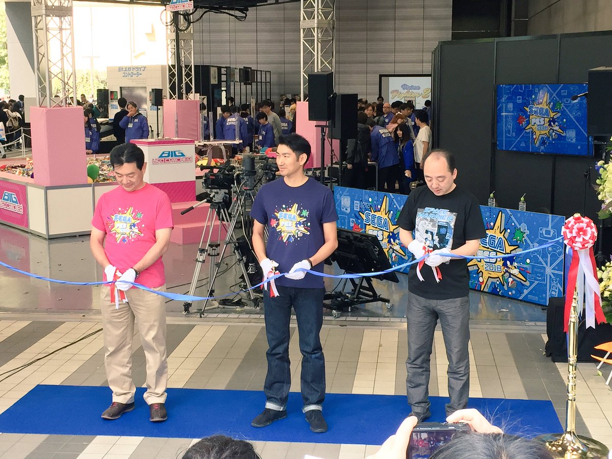 It's official! Shenmue 1 &amp; 2 is coming to #PS4 #XboxOne &amp; #PC and I'm here at #SEGAFes2018 in Tokyo covering it! A cult classic becomes available to a whole new generation! #ShenmueSaved