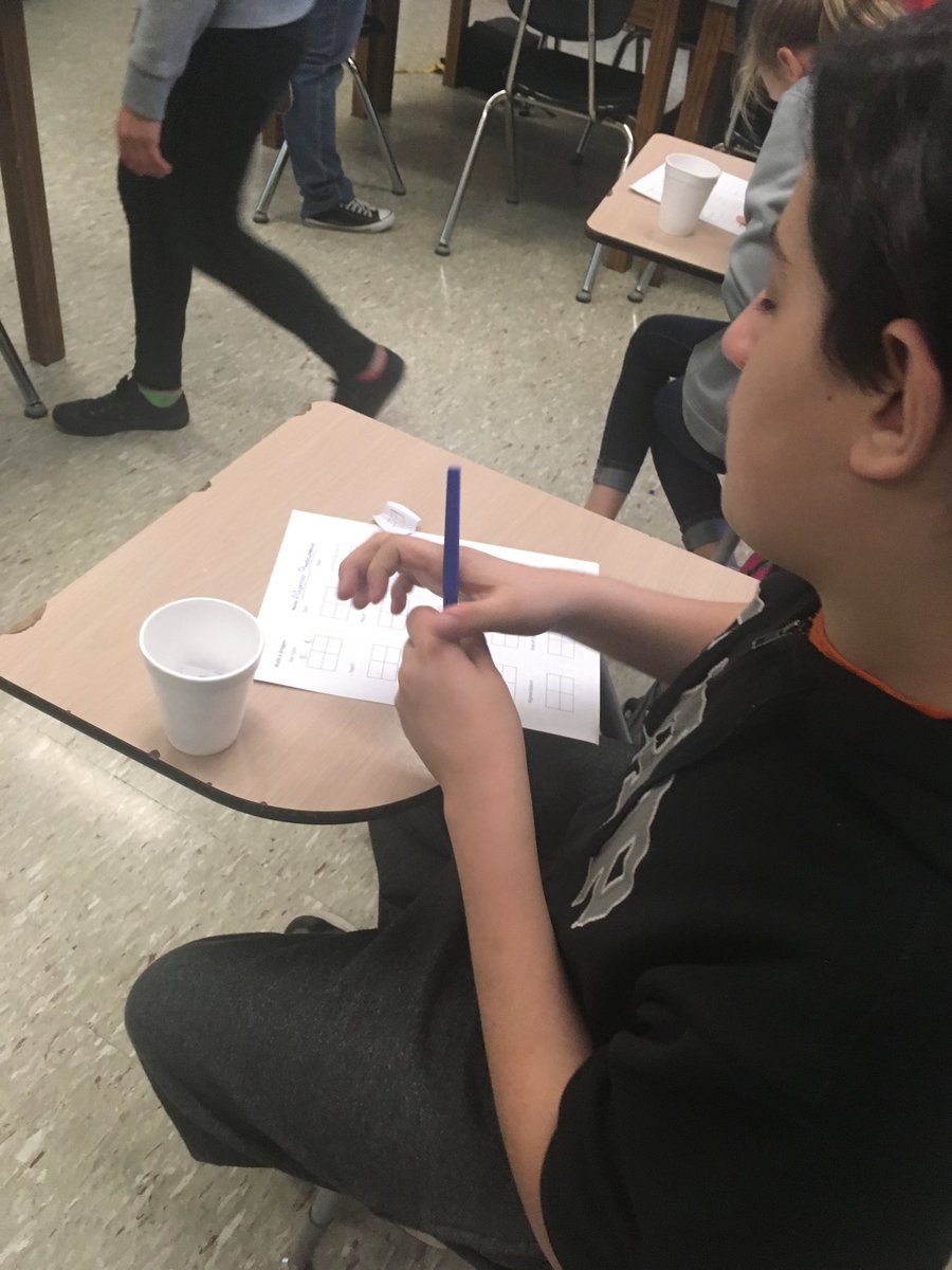 jmcrenglish's tweet photo. High engagement in seventh-grade Science classrooms creating dragons by drawing phenotypes from 16 different genotypes. Rigor, relevance, and reliability in action! #EmporiaProud https://t.co/GCnKaosSZJ