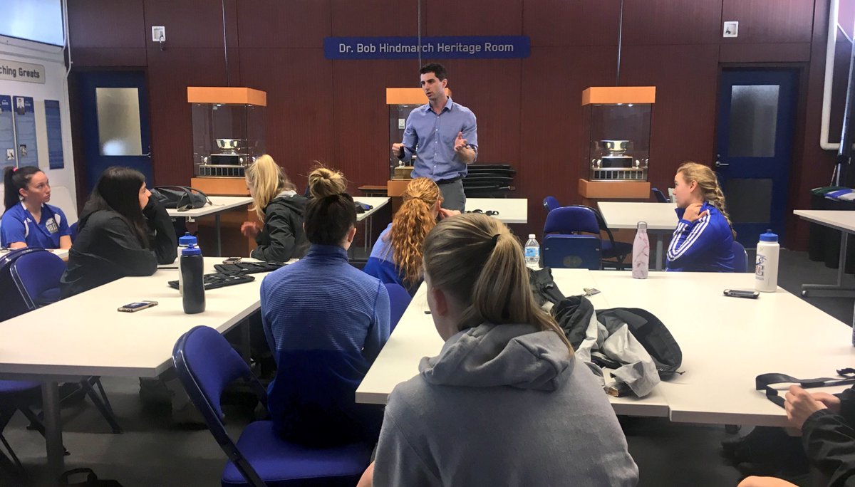 ubcwsoc's tweet photo. Thanks to @jbrotherhood1 UBC Sr Manager of sports science & medicine for sharing information on how we will manage our aerobic activity over the summer with @PolarGlobal HR Monitors #Fitness #offseasonwork #preparingfor2018 https://t.co/gvZwKgSP79