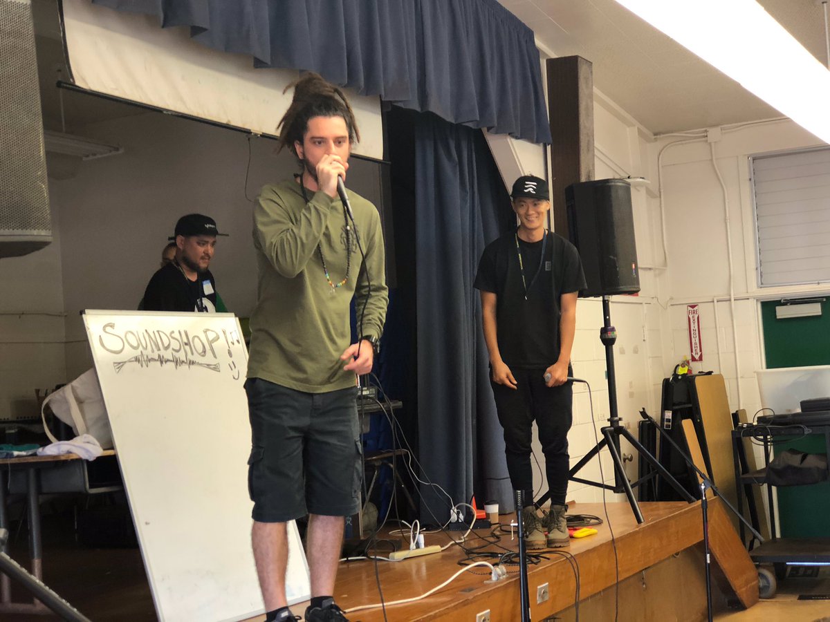 CedriiicClinton's tweet photo. This evening I'll be joined by @Shing02 for episode 87 of Freestyle Friiiday π€ Tune in at 7pm Hawaiian Time on Facebook Live. Add me at Cedric Clinton Caires to tune in. Y'all don't wanna miss this, so stay tuned... Chiii!!! #FreestyleFriiiday #Shing02 #ChiFunk #BARS #JAM https://t.co/5EqEqtTFST