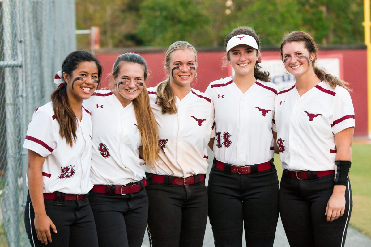 LambertSftBall's tweet photo. Happy 18th to our do-it-all senior legend @kkrupit. One of the most explosive players Lambert Softball has ever had the pleasure to watch &amp; what fun it was. Lucky that we get to continue to watch u grow at the next level Kass! Here's to a great birthday to an outstanding athlete! https://t.co/8ifunfurf3