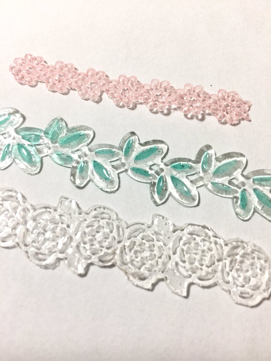 ちーず Ar Twitter レースが細ければ細かいほど気泡が入りやすいので葉っぱ柄のが一番オススメ レースシールはダイソーにいろんな種類があるので好きな柄を探して作ってみてくださいね