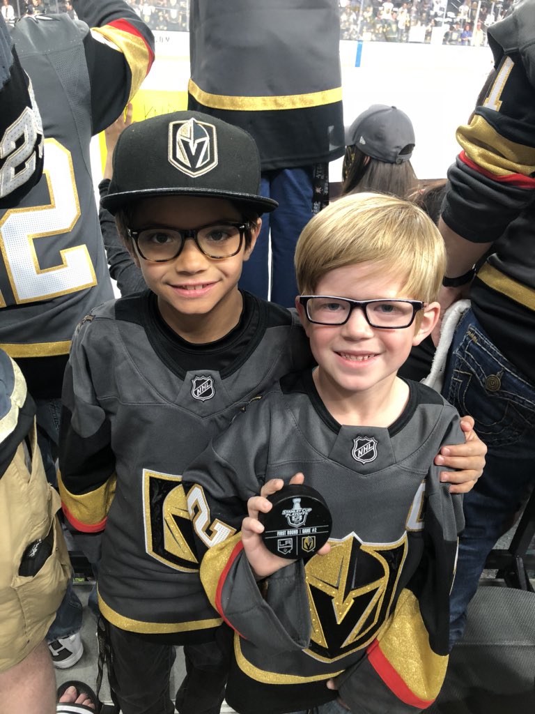 BobbiMiracle's tweet photo. When your friends gives you their playoff puck!  #vegasborn #goknightsgo #vgk https://t.co/RqJMpiMnMf