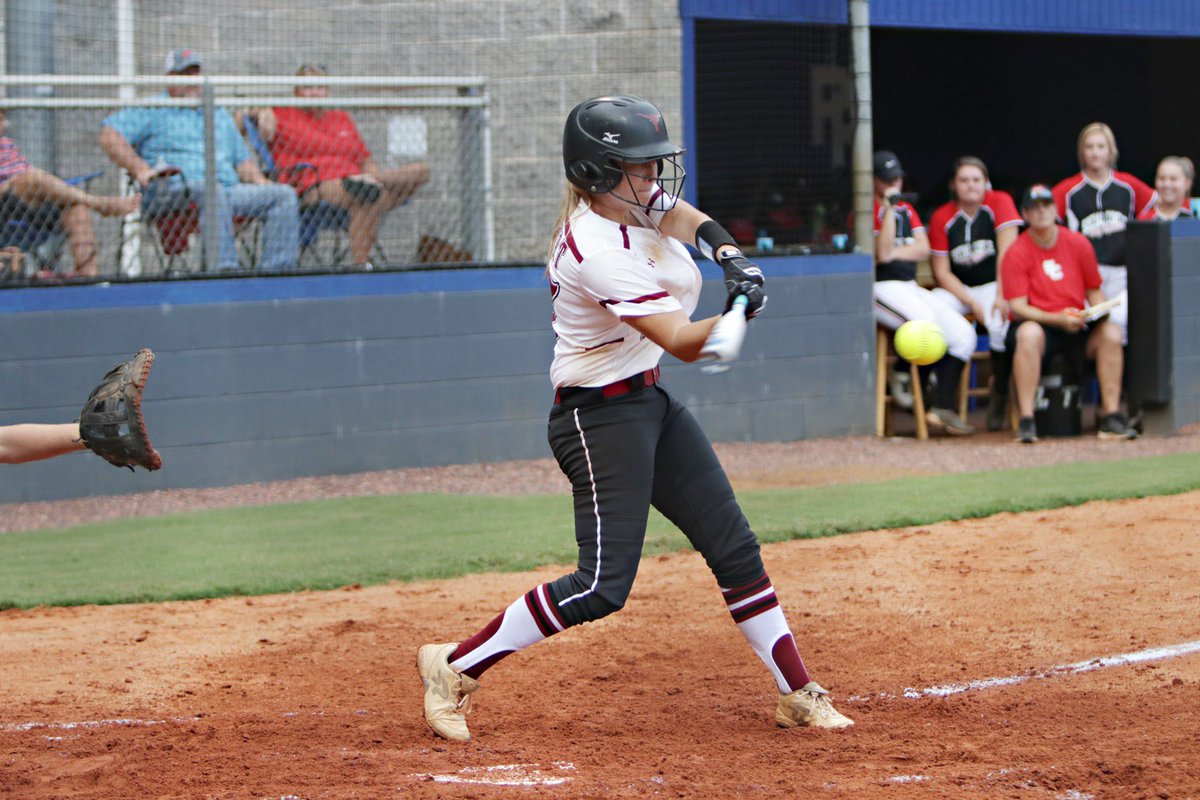 LambertSftBall's tweet photo. Happy 18th to our do-it-all senior legend @kkrupit. One of the most explosive players Lambert Softball has ever had the pleasure to watch &amp; what fun it was. Lucky that we get to continue to watch u grow at the next level Kass! Here's to a great birthday to an outstanding athlete! https://t.co/8ifunfurf3