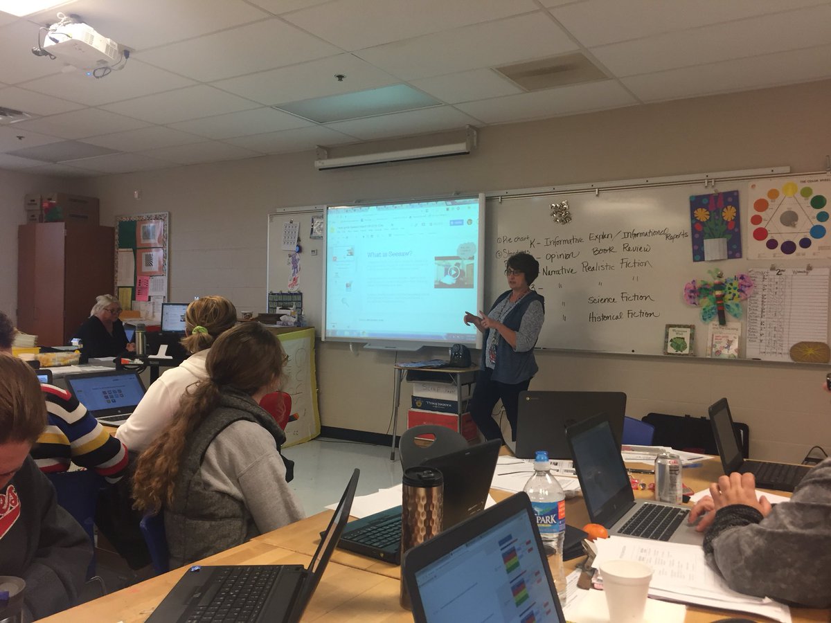 Voris_CLC's tweet photo. At #vorisclc we celebrate having many teacher leaders that share their knowledge with others! https://t.co/UXh4laHskK