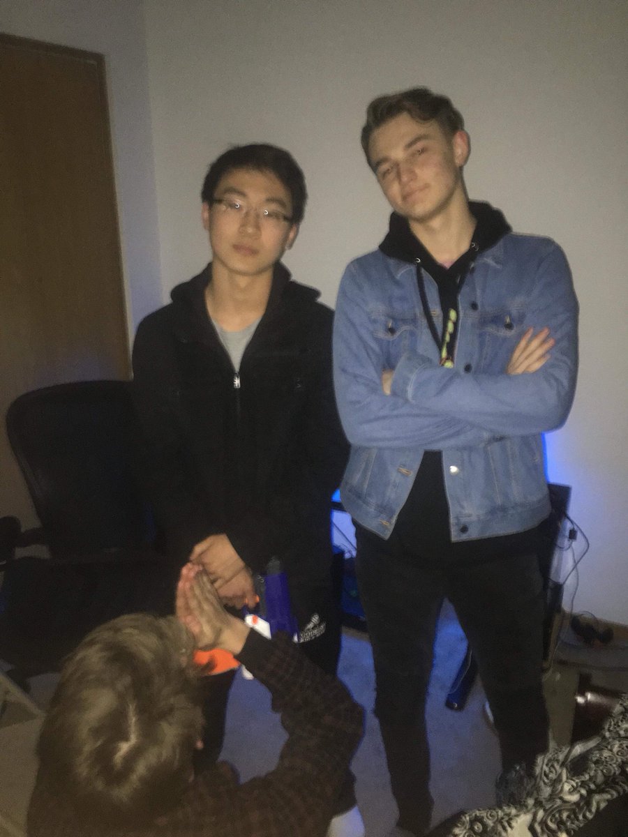 HideyourWu_Man's tweet photo. Despite 2 butt-blastings in 1 day, Baby Peach Cobbler Timmy Nelson lives on. Hughdank takes down Bailey O of the Sugar Daddies. @WoodburyNerf https://t.co/I0s0fmEo7b