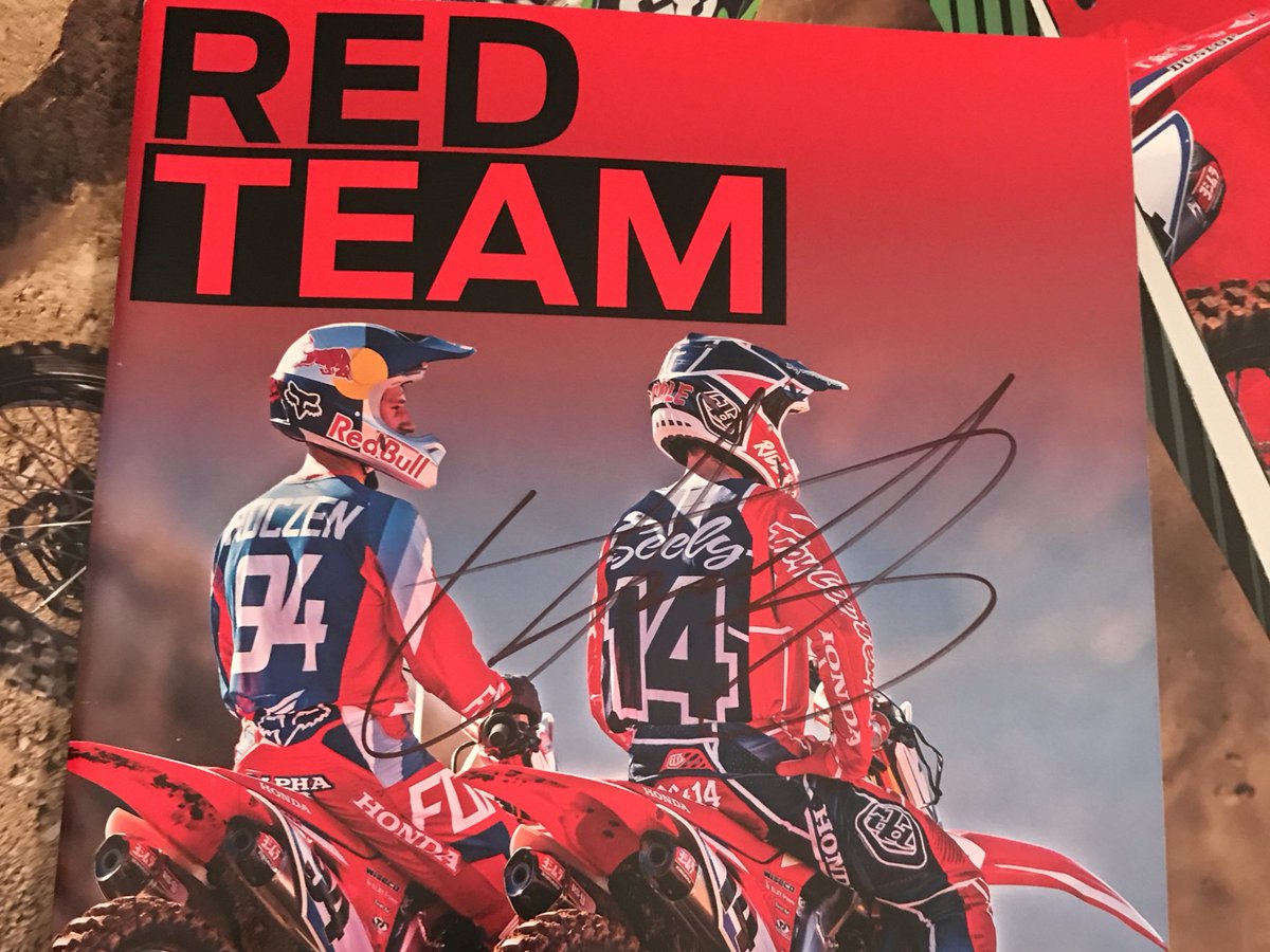 Jgrover613's tweet photo. It’s not a big deal… but my man @_christiancraig gets an outdoor deal today and @HondaPowersprts have him signing pamphlets with other riders on it? Do better big red😒 https://t.co/GAAQxkS9fD