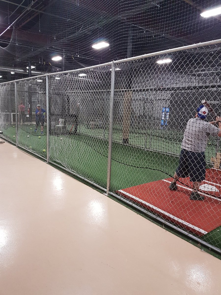 HanscombLimited's tweet photo. Hanscomb Dew Crew at the batting cages for our first practice https://t.co/4h5rb1YJEx