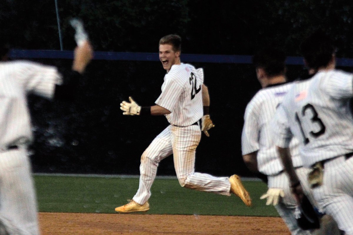 ForsythSports's tweet photo. Once again, @SoFoNation came through in a close game, and this win gave the War Eagles the Region 5-7A championship and a No. 1 playoff seed. 

STORY: https://t.co/go9tMtDcYK https://t.co/2EZCY90yXO