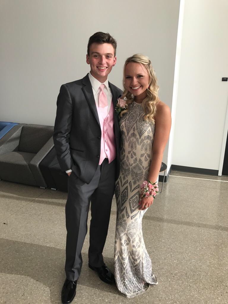 sethdaniels10's tweet photo. Happy 19th birthday to the queen @cwilliford13 thanks for always being the coolest friend ever! Here is too many more laughs and great conversations this summer, love you! 👑❤️ #BenedictArnold #Hoco2k16 https://t.co/rXRKofn5aN