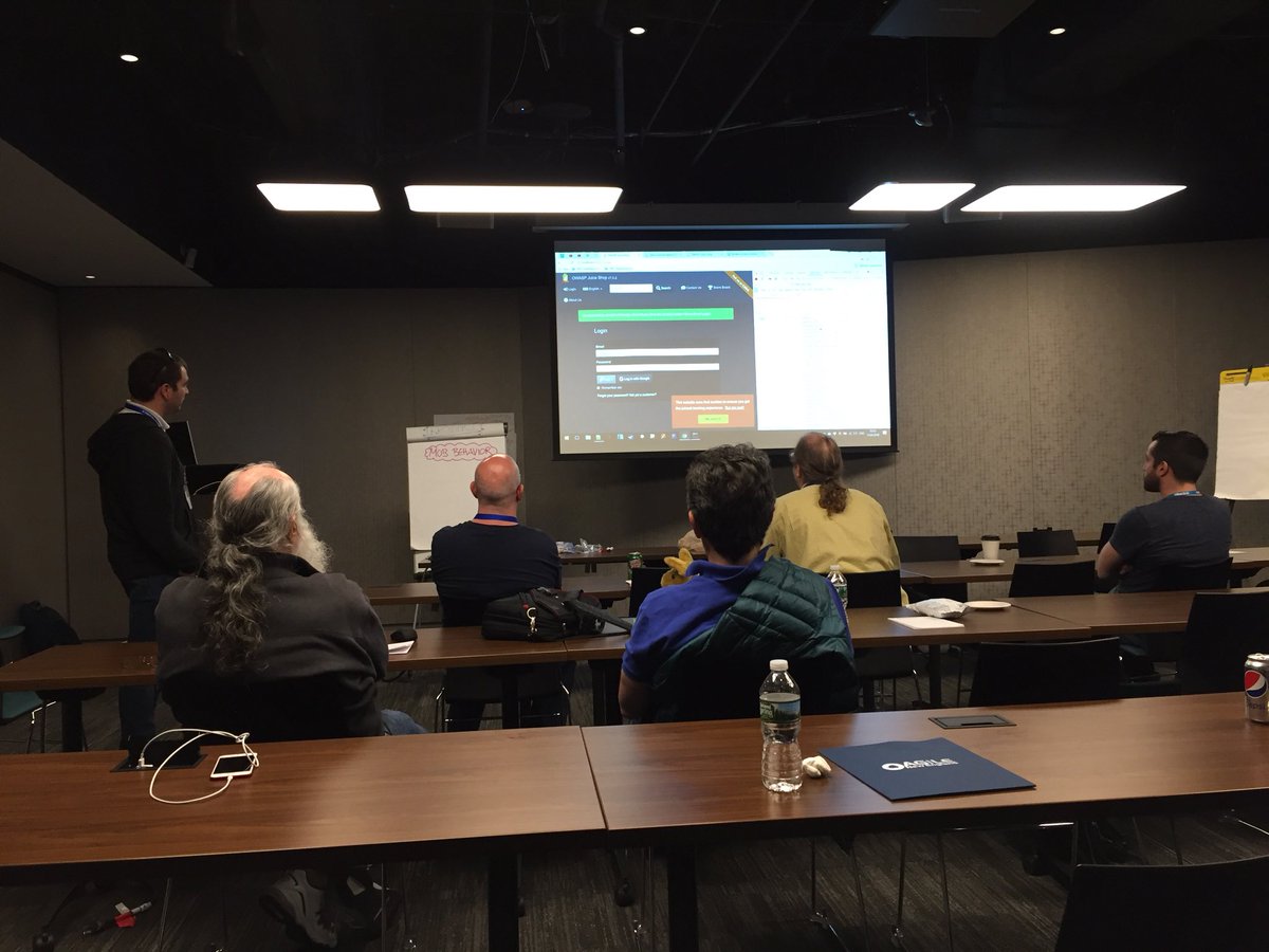 WilliamABrownJr's tweet image. @agilenewengland  #mobprogramming2018 @williamabrownjr                               Mob Programming 2018