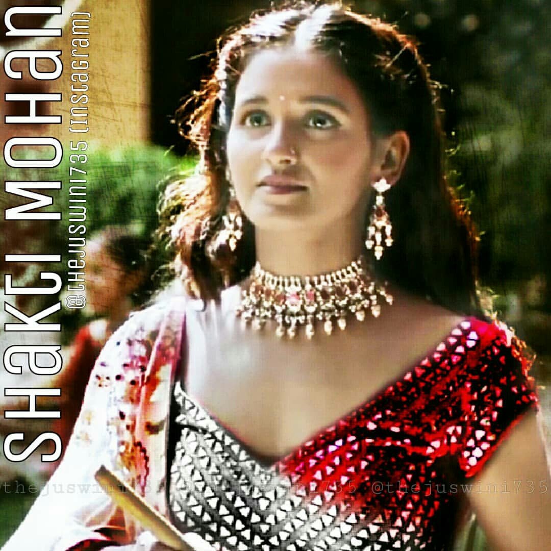 yuvrajsinghk344's tweet photo. Natkat Makhanlal ki pyaari Radha ❤
@MohanShakti
This is what happens when editing HER pictures becomes a craze!
#KanhaRe #shaktimohan #mohansisters #shakti #tbk #shaktifanclub #shaktiholic
#editingzone #picsart #edited #editedbyme https://t.co/Kx7d1NkcX5