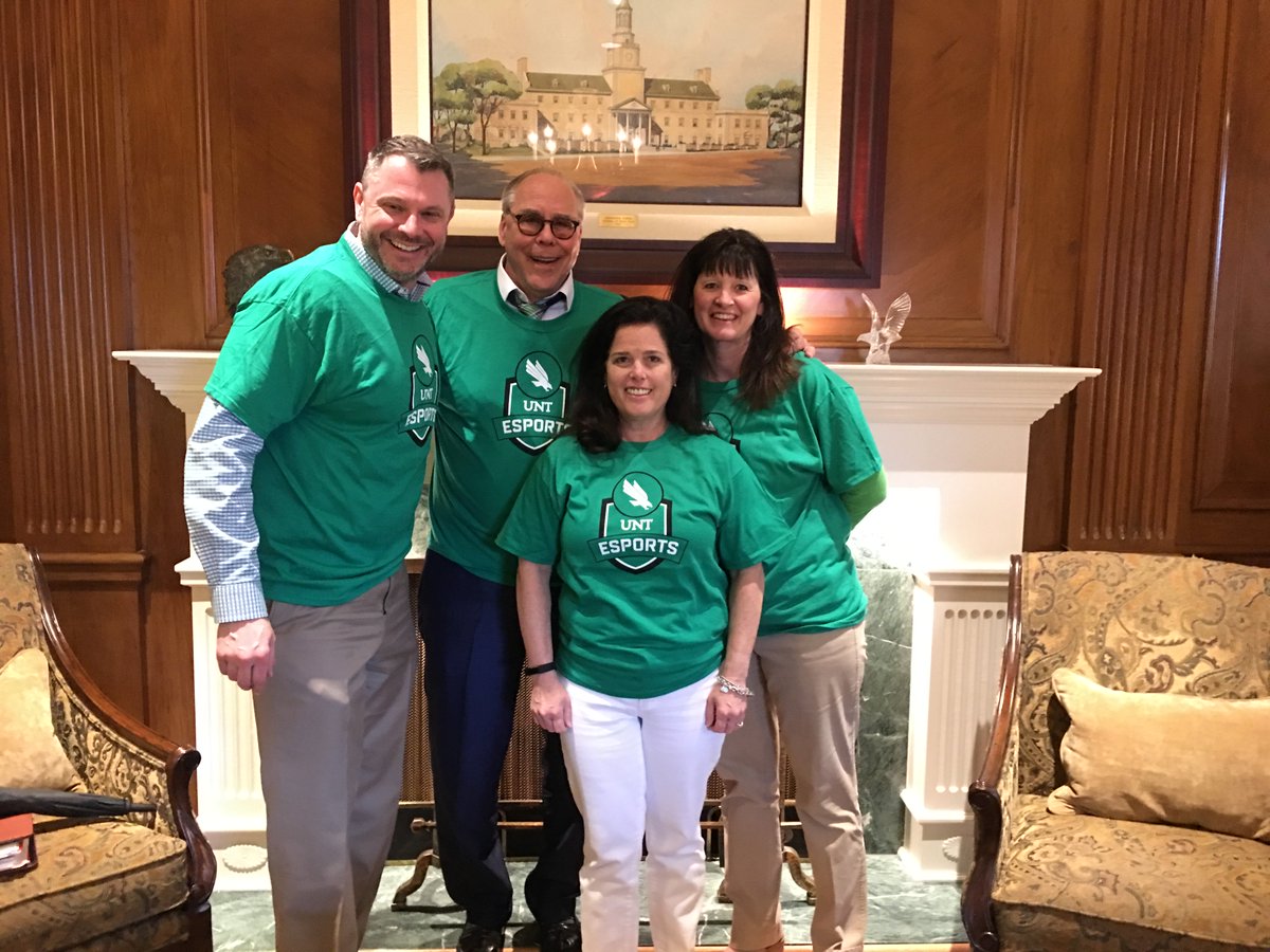 UNTEsports's tweet photo. Monday’s Overwatch tournament wouldn’t be possible without the support of @UNTprez, @EW_UNT and many others! Come join us for the fun! Also, get the chance of getting your hands on these new #UNT Esport T-shirts! #FreeTshirts!!! https://t.co/2JGXlA1PyY
