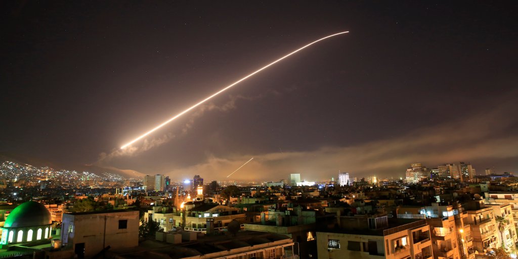 BusinessInsider's tweet photo. The US didn't give Russia any advance warning about targets hit in Syria strikes https://t.co/ZivdBdbh5o https://t.co/jxrEGT78RV