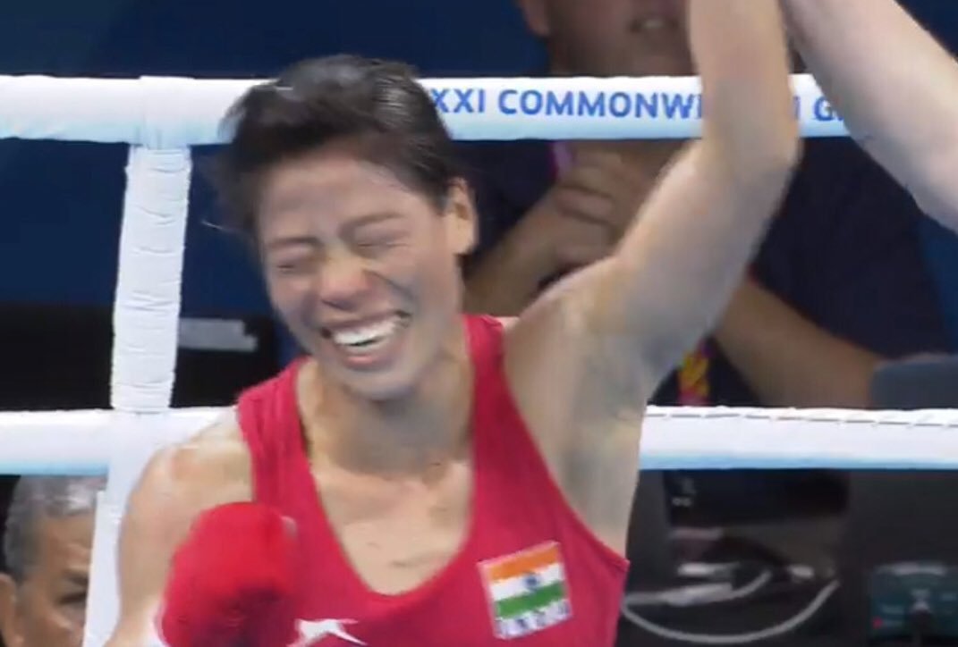 WeAreTeamIndia's tweet photo. A #Golden dream come true for @MangteC and #TeamIndia!
35 year old boxing legend #MaryKom bags a Gold ๐ฅ in her debut #GC2018Boxing Women's 45-48kg Final Bout at the #GC2018 #CommonwealthGames
She beat #KristinaOHara of #TeamNIR by unanimous decision! #Congratulations Champion! https://t.co/mFgzuIltag