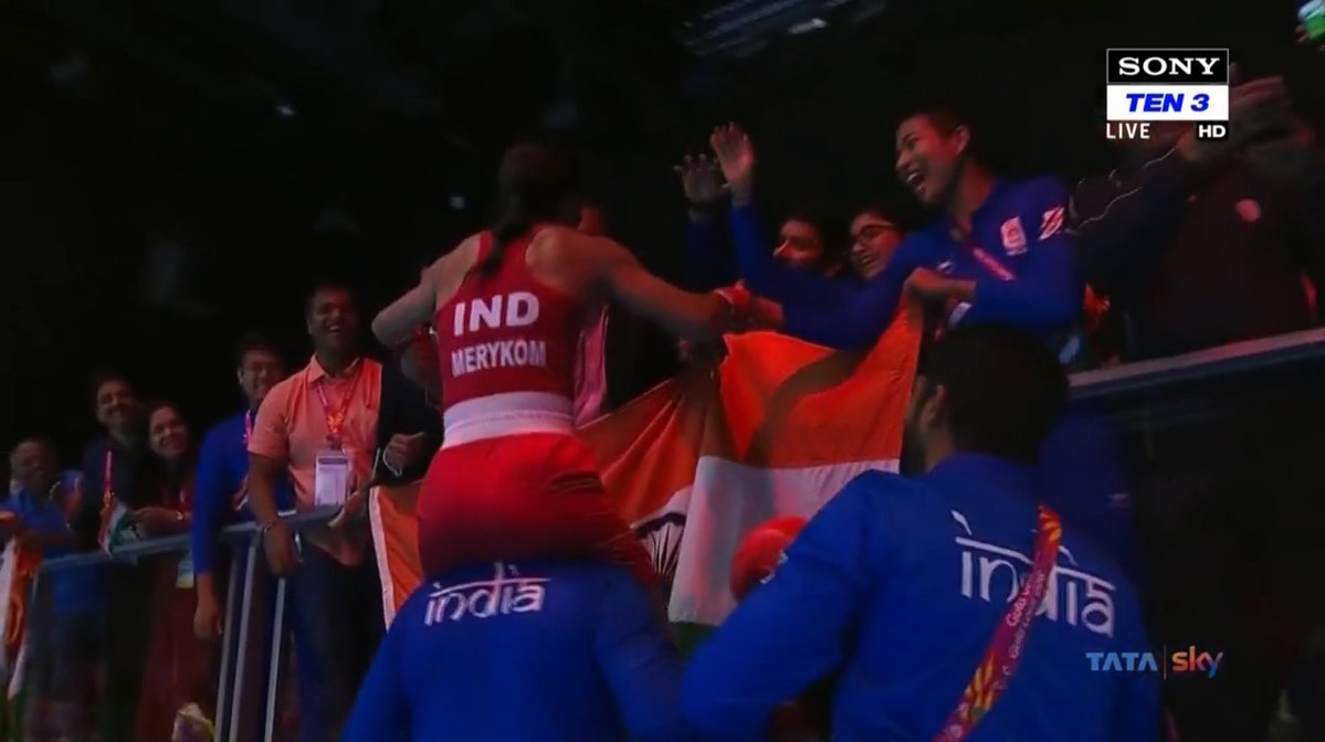 WeAreTeamIndia's tweet photo. A #Golden dream come true for @MangteC and #TeamIndia!
35 year old boxing legend #MaryKom bags a Gold ๐ฅ in her debut #GC2018Boxing Women's 45-48kg Final Bout at the #GC2018 #CommonwealthGames
She beat #KristinaOHara of #TeamNIR by unanimous decision! #Congratulations Champion! https://t.co/mFgzuIltag