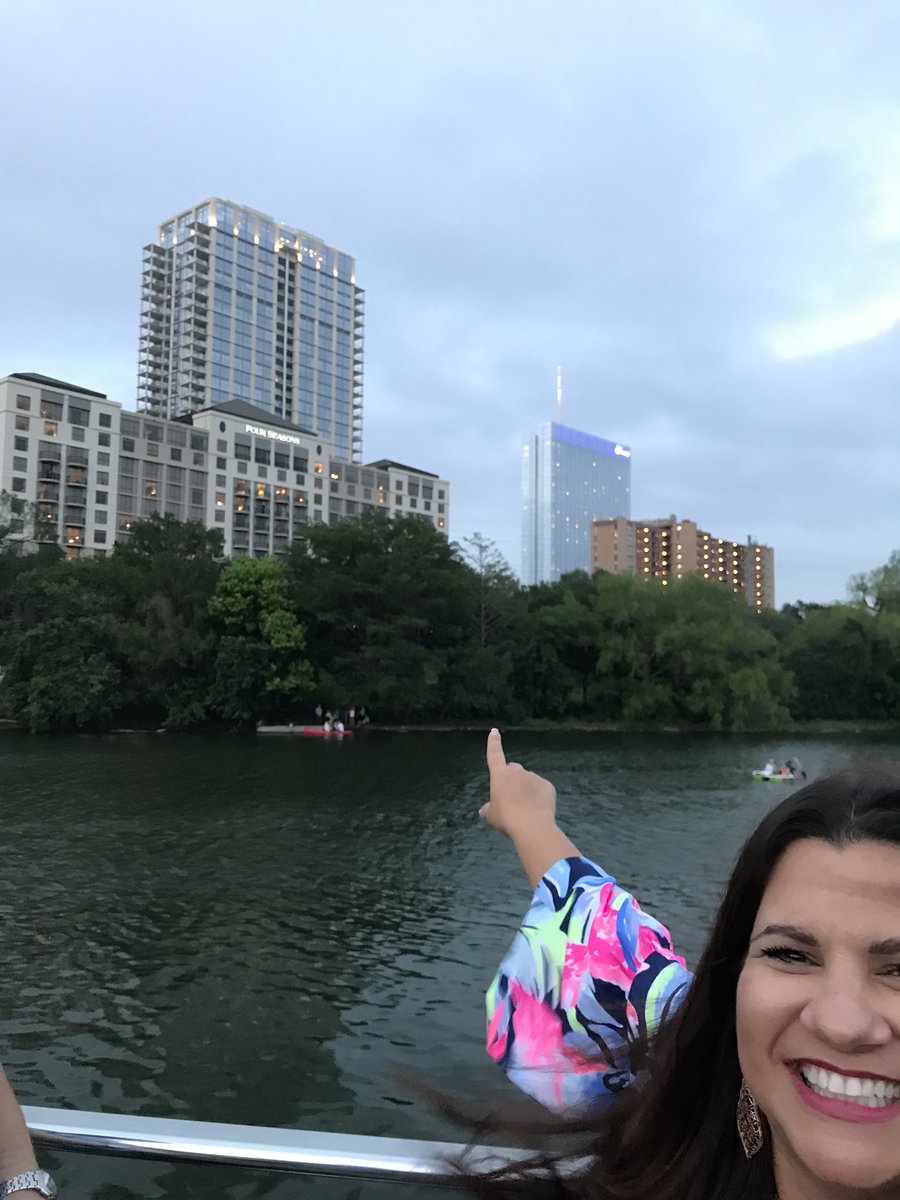 JayCocoFL's tweet photo. Great kick-off to the #GettingShetty weekend! #OrlandoCrew #AustinBats 

@ltsmith001 @FSAustin https://t.co/L9oCguG4Lg