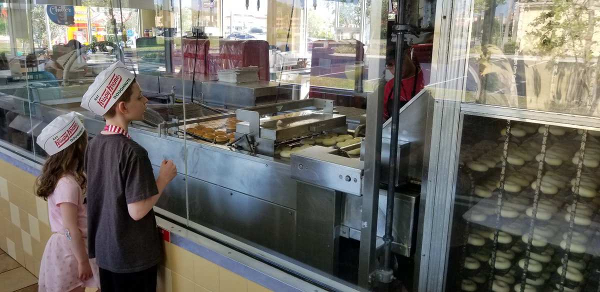 1776Travel's tweet photo. The look of desire. #doughnuts #donuts #krispykreme #desire #familytravelblog #travelwithkids #travelblog #orlando https://t.co/zTzlowtCEQ