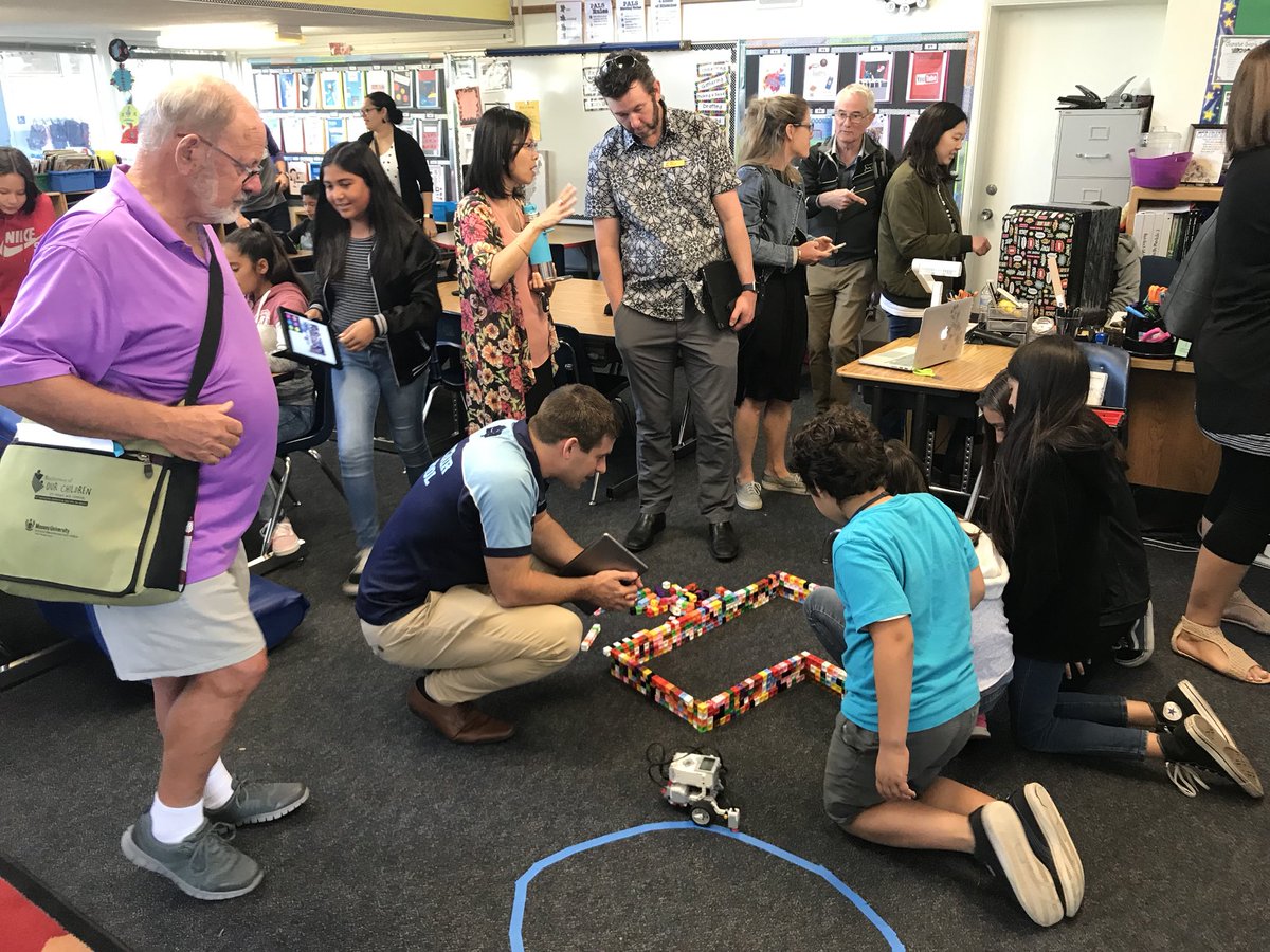 VPLions's tweet photo. VP Lions enthusiastically shared their learning with visitors from New Zealand and Huntington Park today! Robotics, integrated STEAM, choice-based creation apps, and programming were just a few highlights from our #appletour #vplearns #fsdlearns https://t.co/BBzM8URKHa