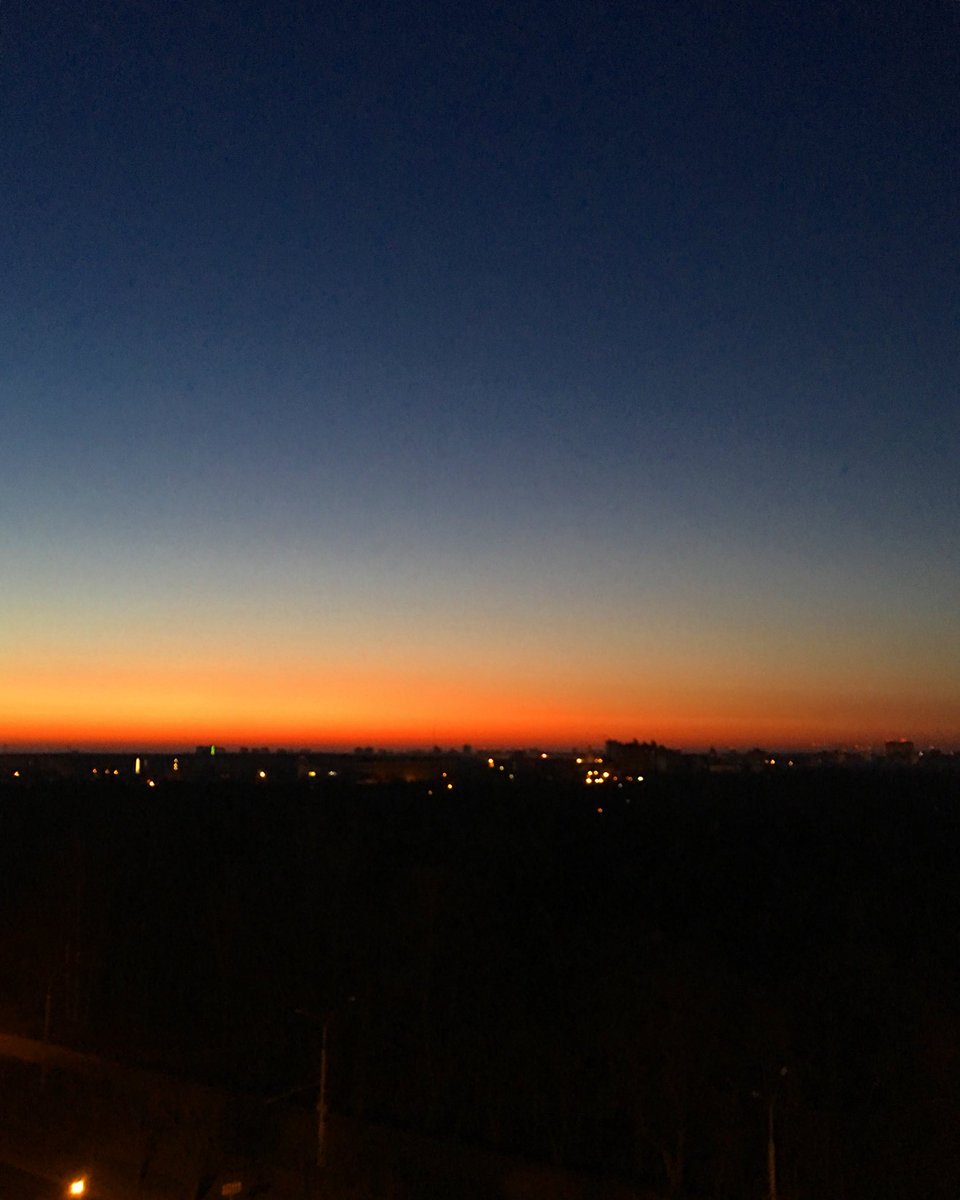 Глядзець світанак, слухаць Трампа. Хвалявацца.