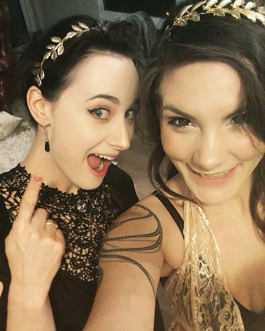 Showtime with @inoublietta -mutherfuckin princesses tonight! https://t.co/WuAstc9uct<a class="tags" target="_blank" title="On Twitter" href="/?out=eyJ0eXAiOiJKV1QiLCJhbGciOiJIUzUxMiJ9.eyJpYXQiOjE3MjE1ODUwMTgsImlzcyI6InR3cG9ybnN0YXJzLmNvbSIsIm5iZiI6MTcyMTU4NTAxOCwiZXhwIjoxNzUzMTIxMDE4LCJyZWRpcmVjdF91cmwiOiJodHRwczovL3R3aXR0ZXIuY29tL2lub3VibGlldHRhIn0.LGvqQoFg-rEwgKksSCHClyQ8MByQI4L0JWoq1zvspOHuaU9K66IAc42MYtE0dOMKs9PfwIriXjFWEb5pXJSQ7g">@inoublietta</a>