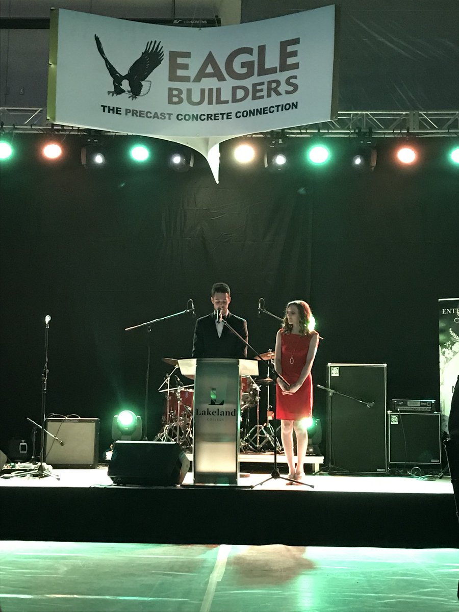 kayleighschmid's tweet photo. #lcpresidentsgala https://t.co/bUXiDi48nG
