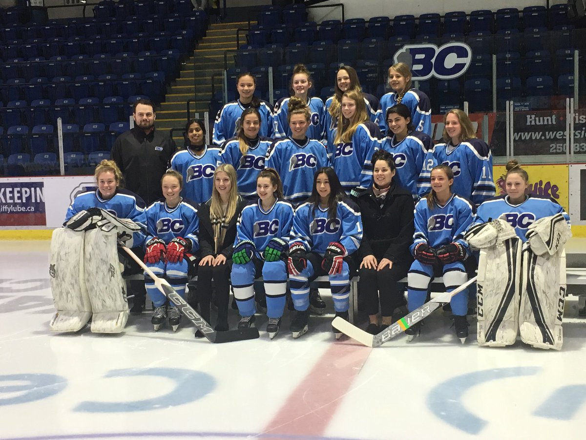 BCHockey_Female's tweet photo. Game on! #TeamBCBlue vs #TeamBCWhite https://t.co/HJp5enEVWl