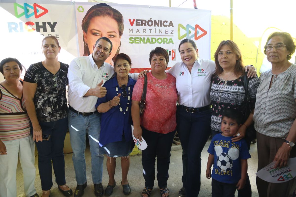 Veronica_mtz's tweet photo. #RamosArizpe es una ciudad en constante crecimiento, por eso gestionaremos más recursos para infraestructura urbana junto a @RichyAguirreRA candidato a Diputado Federal por el distrito 2. #Avanzarcontigo https://t.co/JfxCDOKGp7