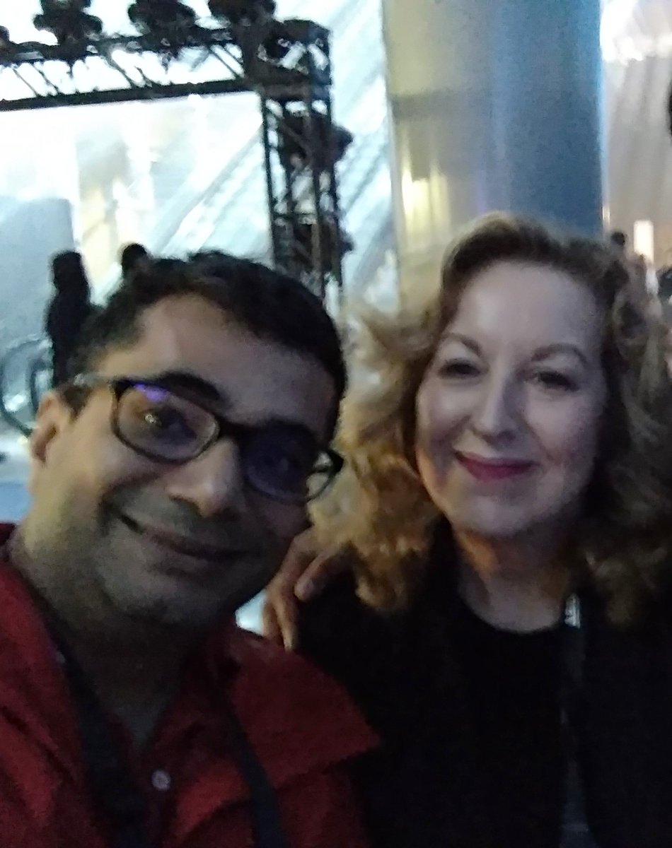 vishalgondal's tweet photo. 73 Millions Viewers in India ...but we are Missing you at #ted2018 in Vancouver @iamsrk #TEDIndia
@TEDchris @julietrblake https://t.co/UUKuniR0bZ