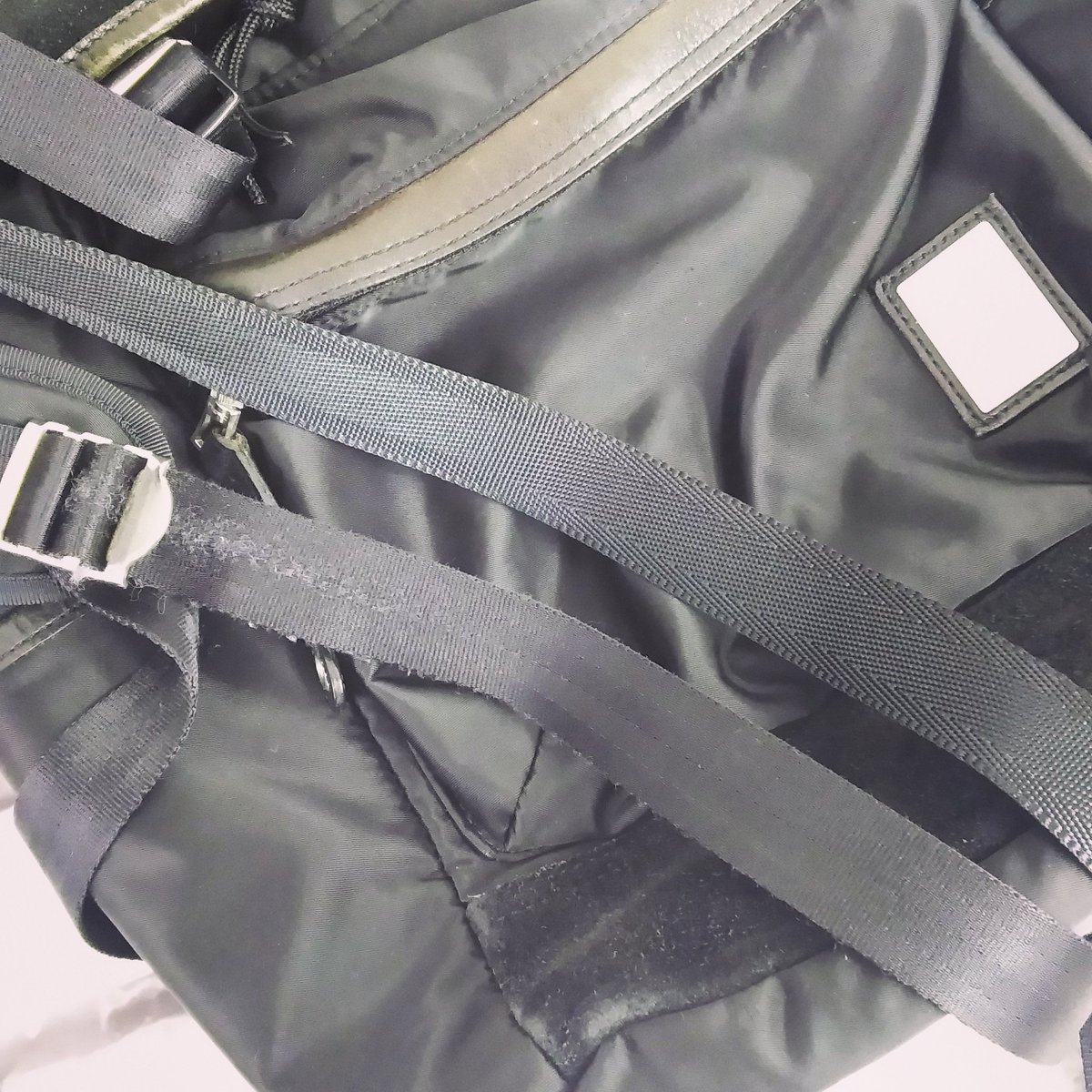 thread_needlejp's tweet image. こちら、マスターピースのリュックサック。ショルダーベルトとカシメの交換を行います。
幅や質感が似たようなものを使用します。

↓詳しくはこちら↓
goo.gl/dRV4td

#スレッドアンドニードル #鞄修理 
#修理 #東京 #駒込
#masterpiece #リュックサック #threadandneedle #repair #lining