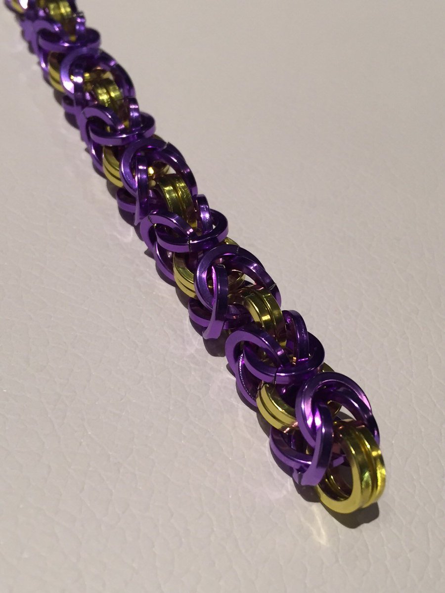 randomjewelry's tweet photo. Laurier Goldenhawks Chainmaille Keychain | Purple and Yellow Chainmaille Keychain https://t.co/8u2pThEvSU #Etsy #shoplocal #handmade #RandomJewelry #ChainmailleKeychain https://t.co/eL9oyCIAdc