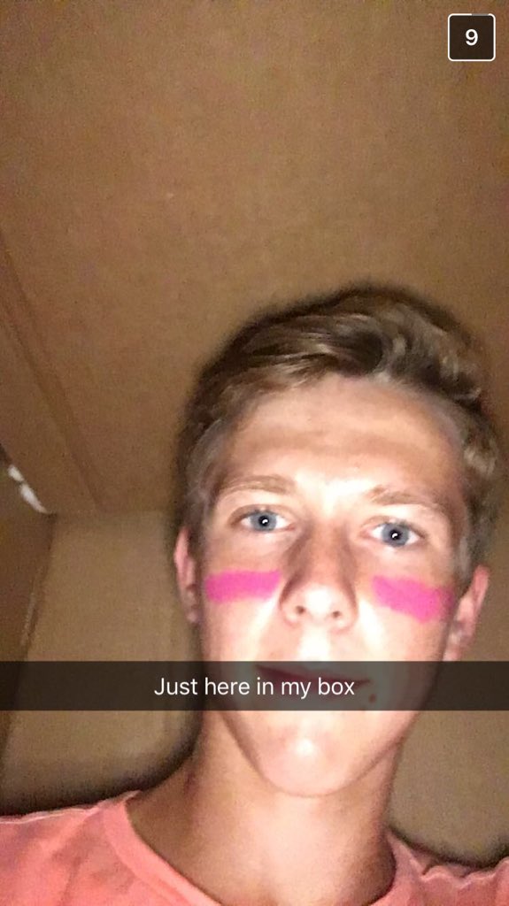 tannergreenlee's tweet photo. Happy Birthday to a bro who’s definitely like no other @A_Moyer1. Thanks for being my competition in the mile every year ✊🏻. I hope you had an amazing day that’s as good as your GPA 🎊🎉 https://t.co/58B6ckEFdA