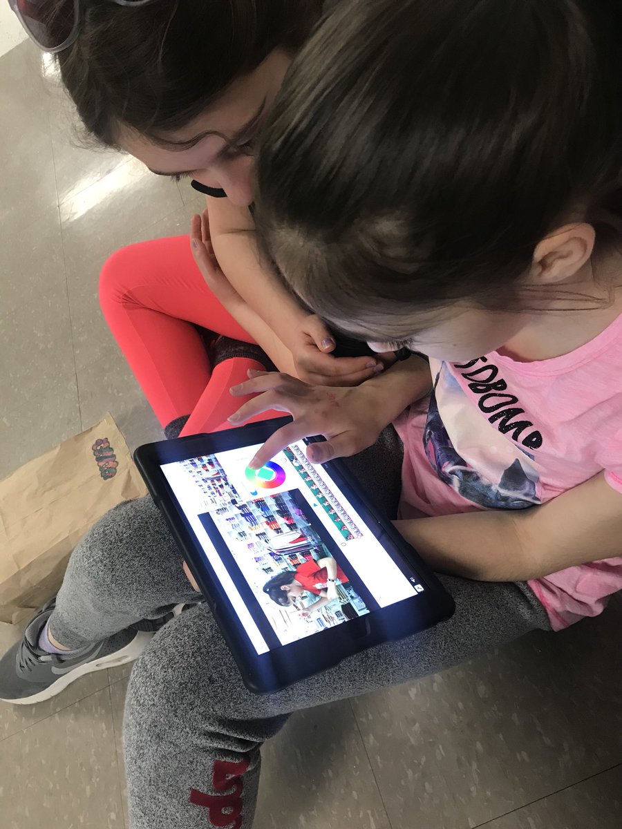 Lima18Miss's tweet photo. Having a blast creating and editing commercials using green screen. Ms.Yarra’s students are creative and inspiring individuals! Feeling blessed! @stalphonsaDP @MsNYarra https://t.co/QJlZwtI8Pb