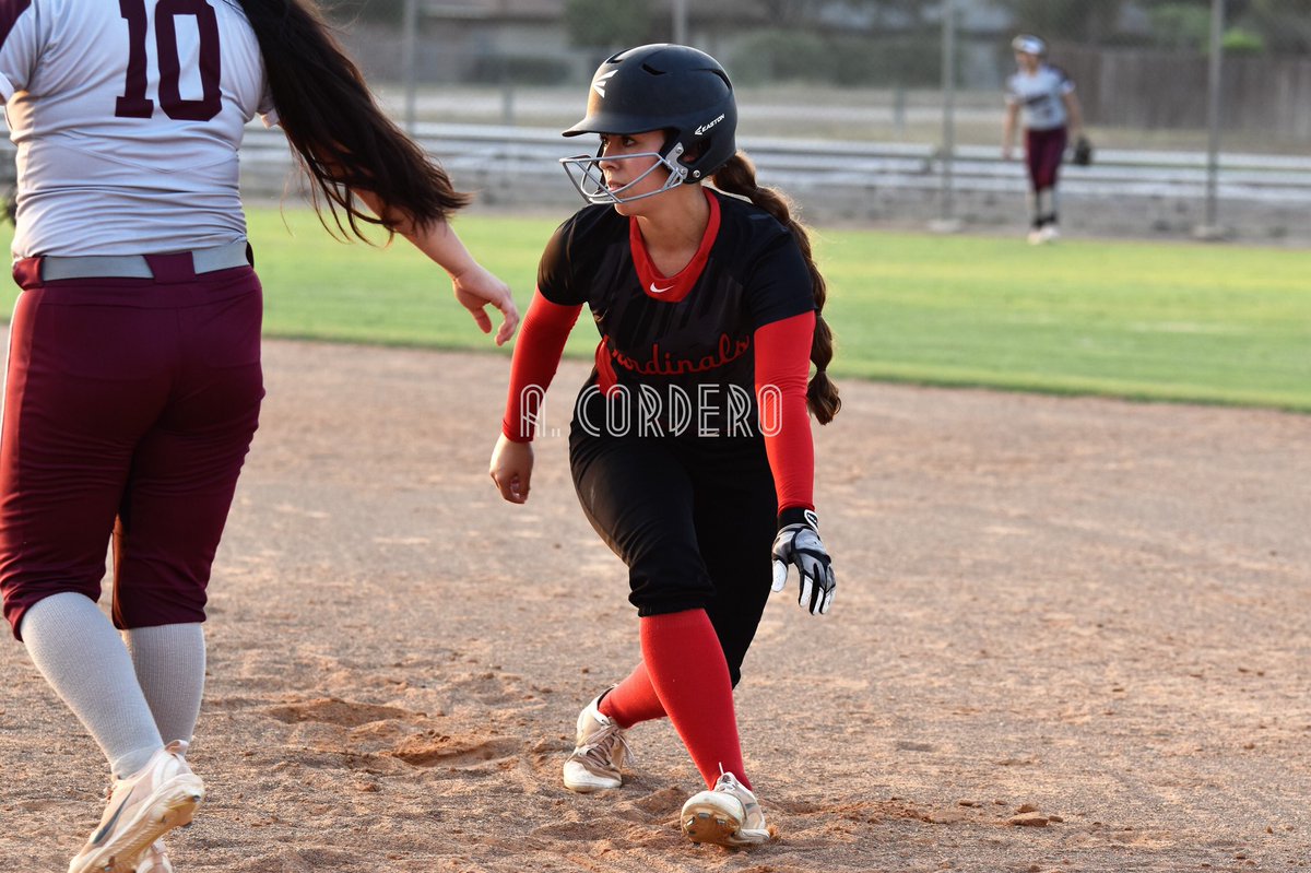 acord24's tweet photo. A few shots from tonight’s @HHSoftball1 vs @LFHSSOFTBALL game #RGVSoftball

More Photos: https://t.co/kvtVCay0ST https://t.co/lXBIu556AA