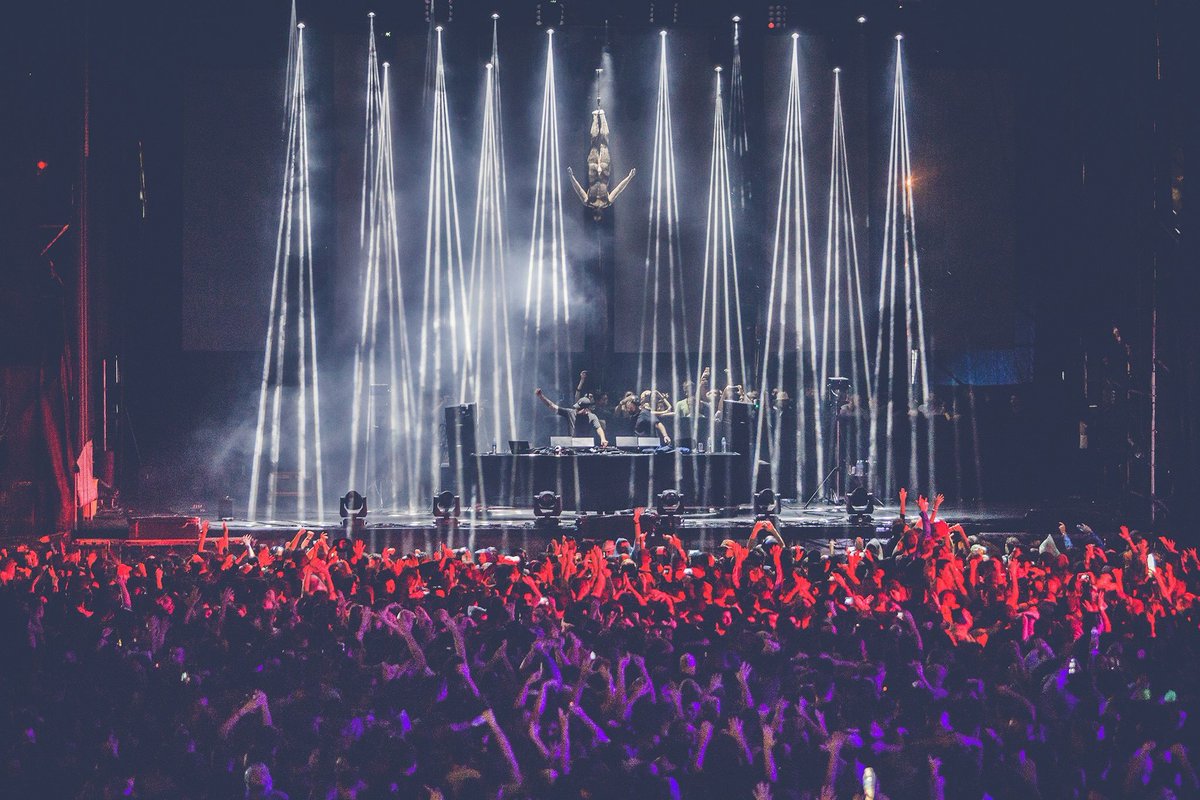 Factory93Mx's tweet photo. Explota tus mejores pasos este 12 de mayo con @TaleOfUs en #Afterlife, presentado por #Factory93Mx. 
¡Boletos aquí! → https://t.co/JGo5DDCux2 https://t.co/IVTFLKu3fl