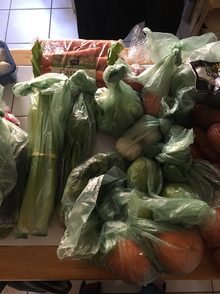 Hey <a href="/Instacart/">Instacart</a>, every single item from my <a href="/WholeFoods/">Whole Foods Market</a> order came in a plastic bag. This shouldn’t be the default!