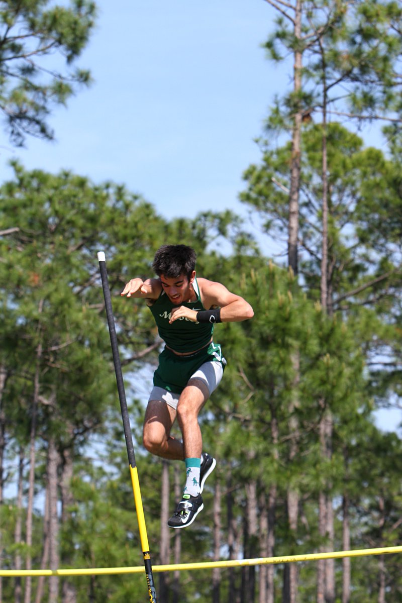 MosleyTrack's tweet photo. Vaulting into the Regional meet with a 2nd place finish at Districts. Way to go, Aidan!  🥈🐬 #FinFast https://t.co/K15Q8aqGIn