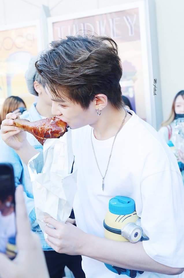NINEPER55745232's tweet photo. #jastin #NinePercent หล่อมากกกก https://t.co/TrL3rZAsxV