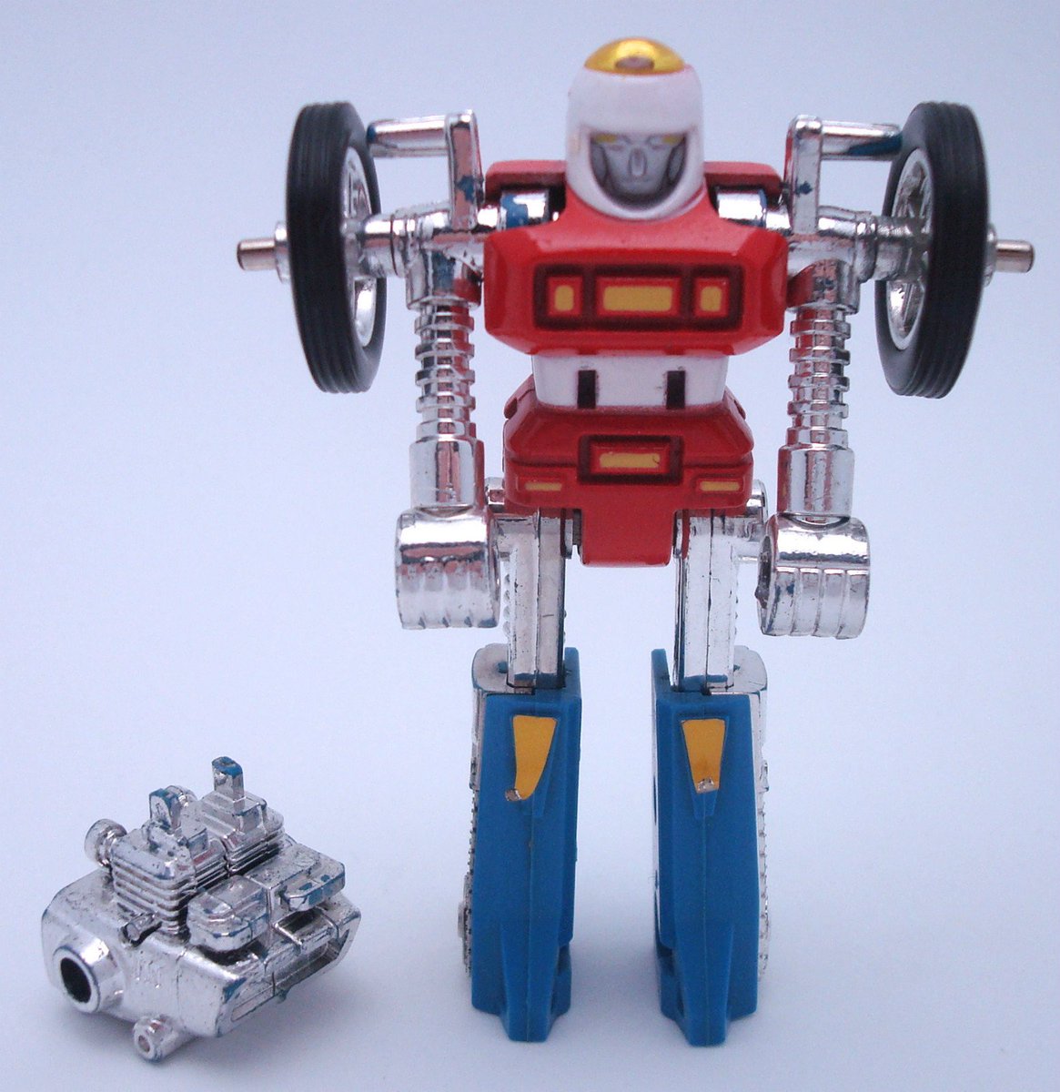 NearMintFanboys's tweet photo. #WeekOfGeek GoBots Day 5: Cy-Kill! Who had this Enemy Robot Leader as an '80s kid?
#Tonka #GoBots #80sToys #CyKill #MightyRobots #Motorcycle #MightyVehicles #ToyRobot #80sCartoon #80sCartoons #DiecastMetal https://t.co/8e8Y6T0knA