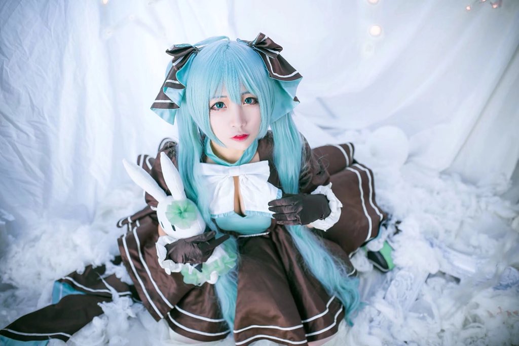 来自中国的coser，微博-二佐-，第一次使用推特，请多关照 https://t.co/QgJbUy6Stk
