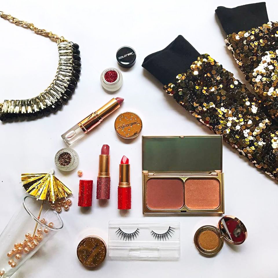 AmazonFashionIn's tweet photo. We are giving away 10 @lovecolorbar hampers worth 1500/- each! In the mood for some weekend winning are we ? RT and tag friends to get started! 
https://t.co/ykdOKTwdsE 
#AmazonBeauty #AmazonFashionFinds https://t.co/iPSi6t369a