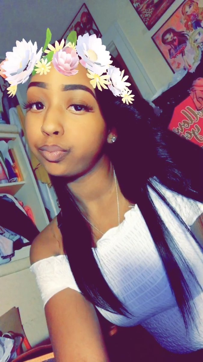 _Hydiaaaaa's tweet photo. Video Screenshots 💛 . #RecapOfYesterday 💋 https://t.co/1ovat7uw7H