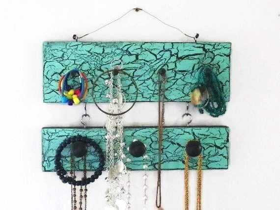 ruralgals's tweet image. Crackled 2-Tier Jewelry Holder &amp;amp; Organizer, 11.5" Long with 4 Pegs Plus  3 Knobs, Necklace Earring and Ring Hanger. Wall Mounted etsy.me/2rQqBGN #shabbyframesets #decoupageknobs #shabbychic #Etsy #countrygirls #officesupplies #JewelryOrganizer