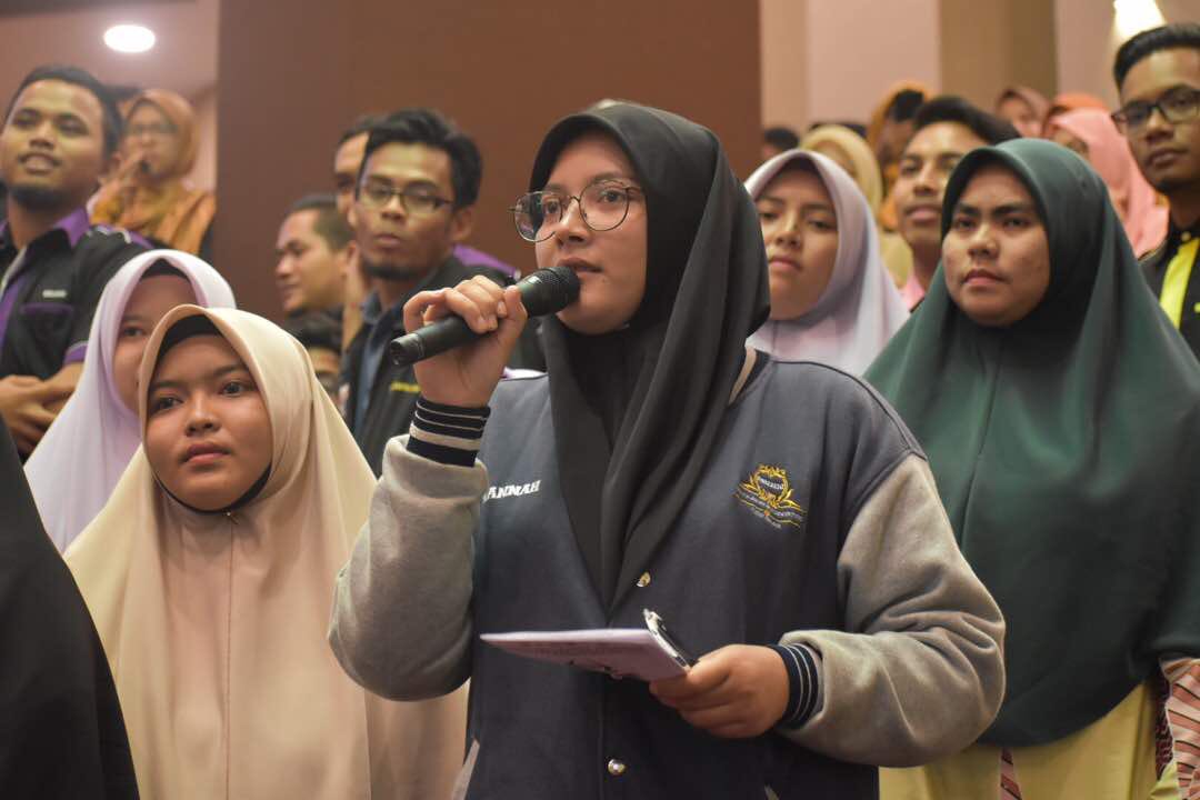 mppkuim's tweet photo. LIVE UPDATE : SEMINAR MAHASISWA PROGRESIF PERINGKAT KEBANGSAAN 2018

14 APRIL 2018 — BERTEMPAT DI AUDITORIUM SERI NEGERI, AYER KEROH MELAKA

#MPPKUIM1718
#SMPPK2018
#TEAMKUIM
#KUIMPILIHANBIJAK https://t.co/nF5sY9acqo