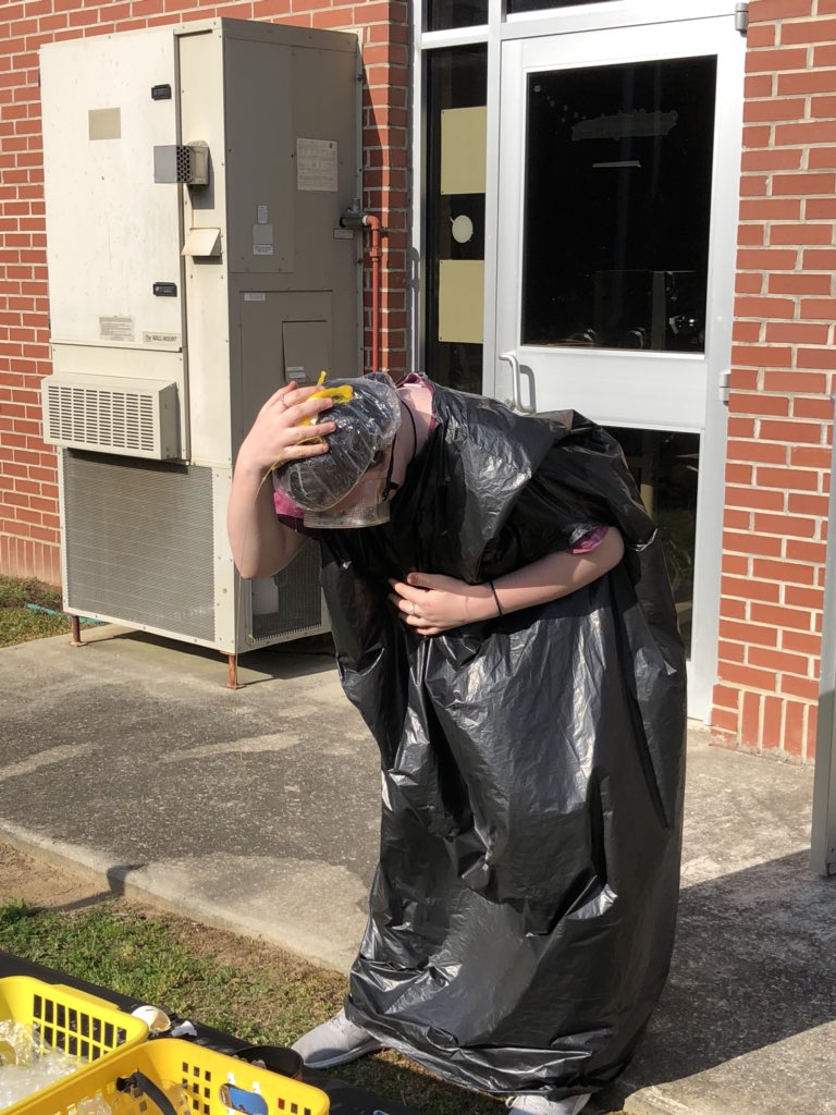 HaleyBearden6's tweet photo. Text Structure Egg Roulette!
@AlbertvilleEES #setthestagetoengage https://t.co/fAKQRbysIp