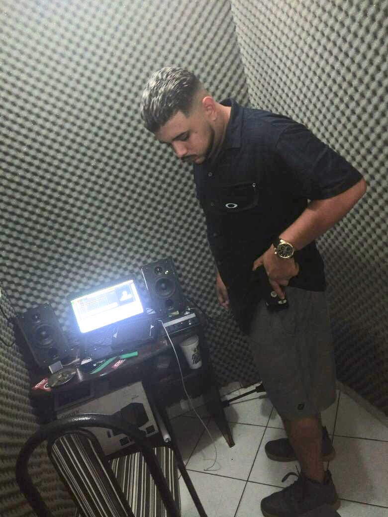 djmarrokosofc's tweet photo. Se botarem qualquer regra eu contesto , eu te falei meus planos iam dar certo 🤟🏼🎶💣 #MaridaoDoCorte #LrSurf #SomCapixaba https://t.co/xeVhKDNiqS