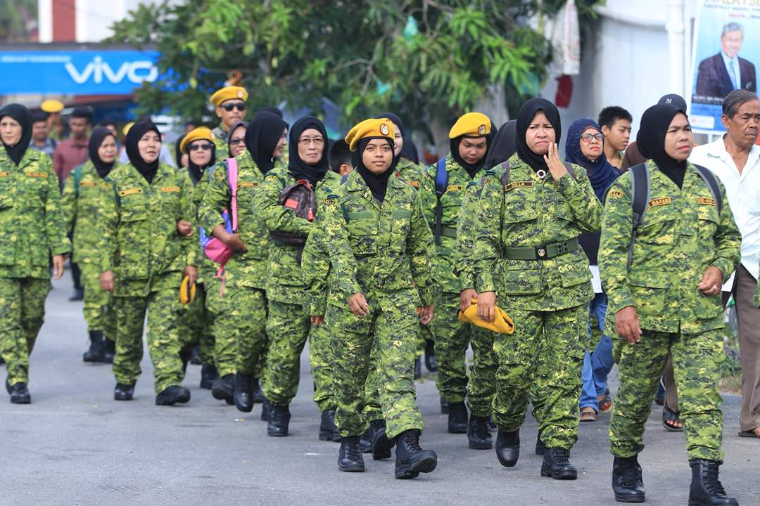 FriendsOfKDN's tweet photo. #RT @KDNPUTRAJAYA: RT @relamalaysia: #live Kehadiran anggota @relamalaysia terutama dari @RELA_Perak semakin ramai di #HUT46 Peringkat Negeri Perak. #RELASetia4Negaraku @KDNPUTRAJAYA https://t.co/61da4fD92L